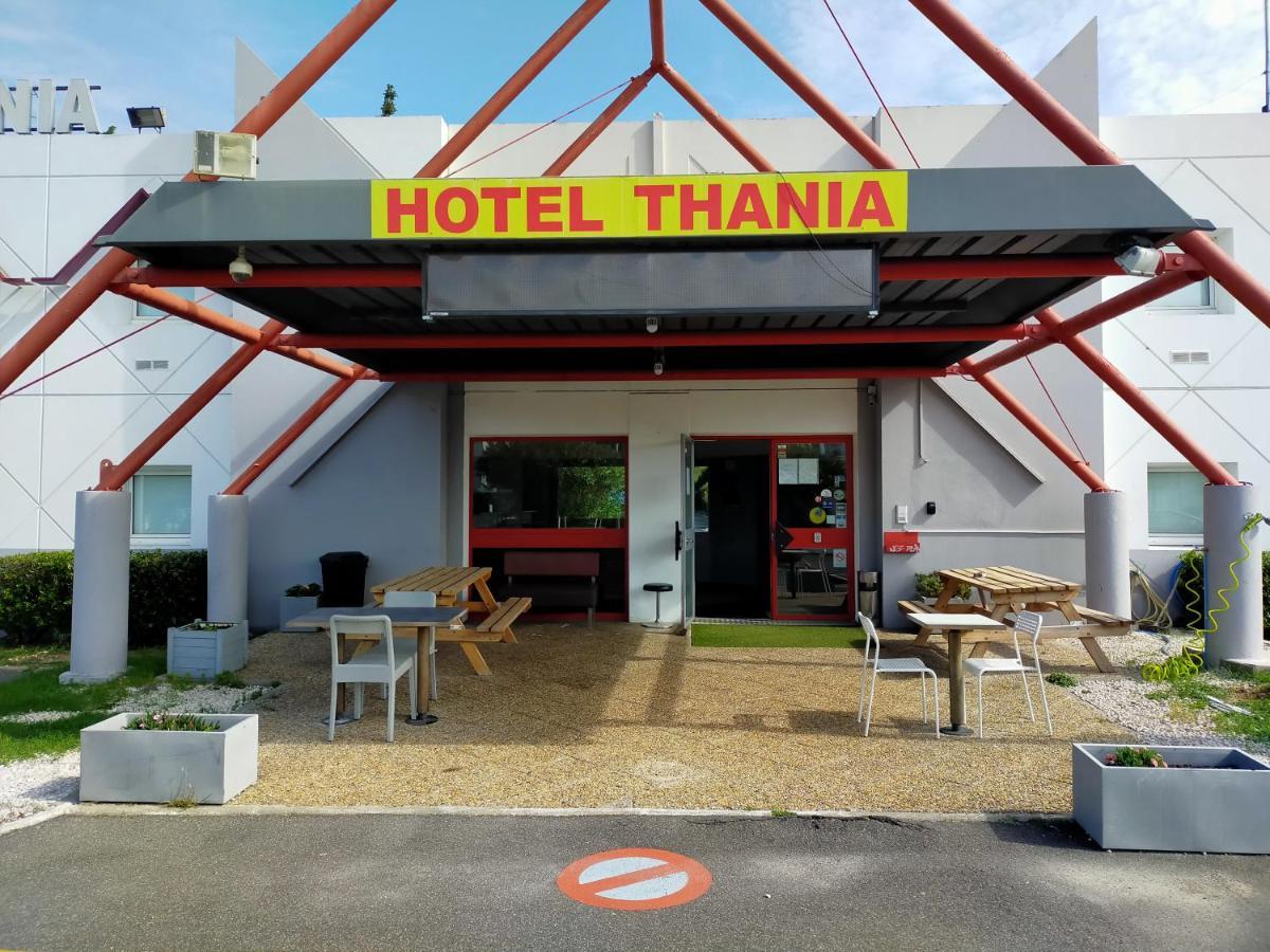 Hotel Thania Фронтіньян Екстер'єр фото